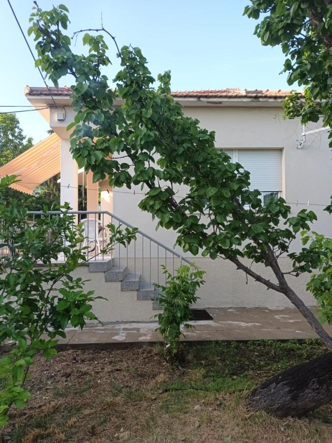 House - Apartman Sarah Kaštela المظهر الخارجي الصورة