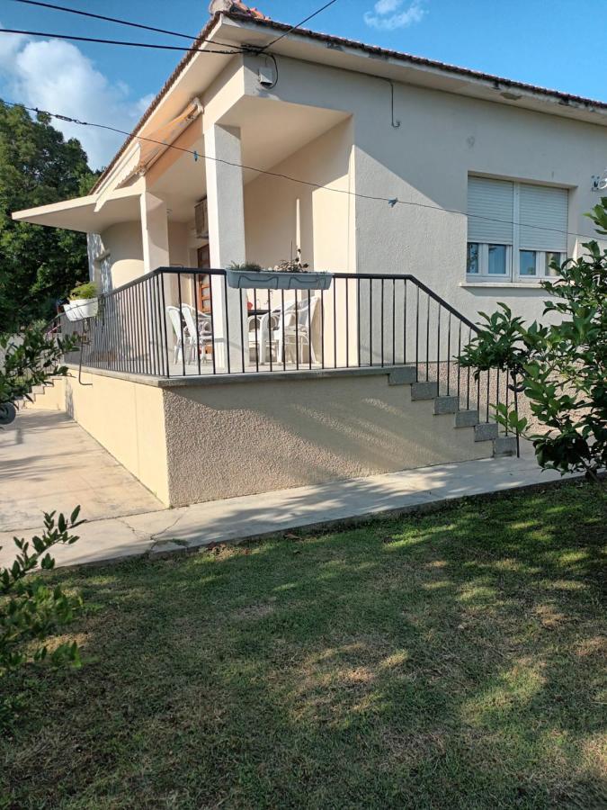 House - Apartman Sarah Kaštela المظهر الخارجي الصورة